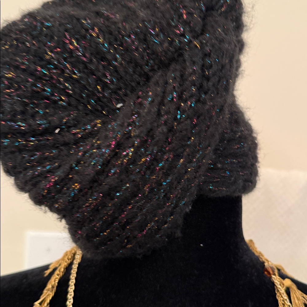 Wool winter hat - Picture 3 of 5